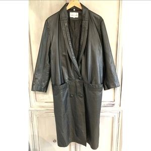 Donna Pelle Vintage Black Leather Coat Sz PM